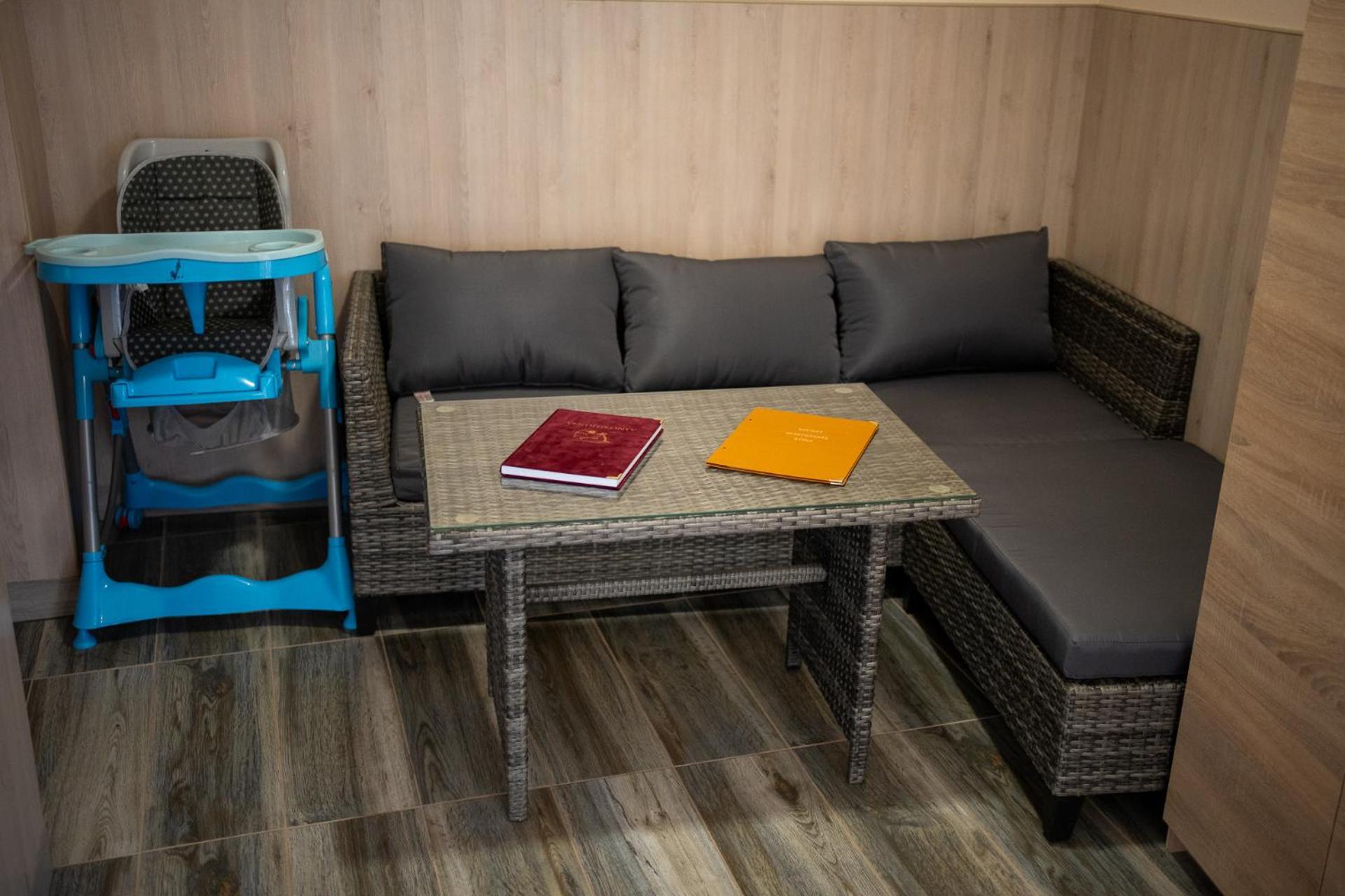 Holiday Apartmanhaz Gyula Esterno foto
